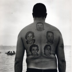 Hombre_tatuado_Cadiz_Espana_2010